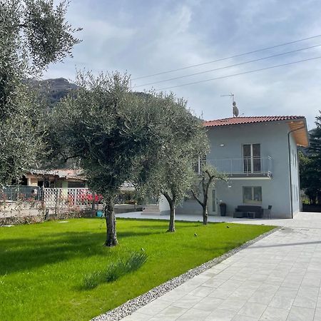 Bed and Breakfast Lotus Garda Riva del Garda Exterior foto